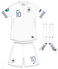 La tenue blanche uniforme